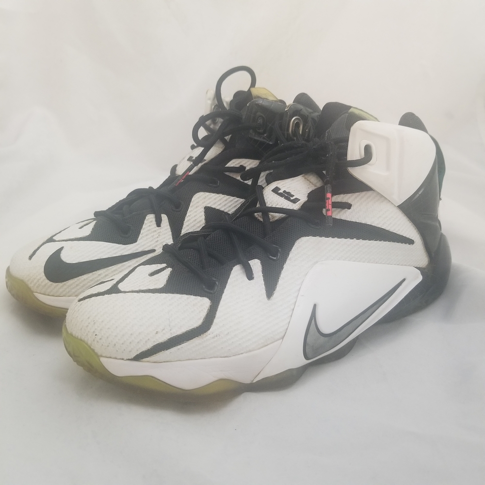 Nike Kids Black and White Athletic Shoes